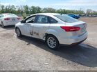 2018 Ford Focus Se Серебряный vin: 1FADP3F25JL235183