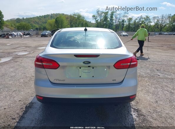 1FADP3F25JL235183 2018 FORD FOCUS Серебряный 