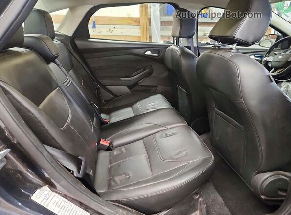 1FADP3F26GL299029 2016 FORD FOCUS Gray Widok tylnych siedzeń