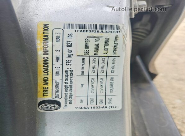 1FADP3F26JL324101 2018 FORD FOCUS Silver Widok komory silnika