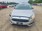 2018 Ford Focus Se Silver vin: 1FADP3F26JL324101