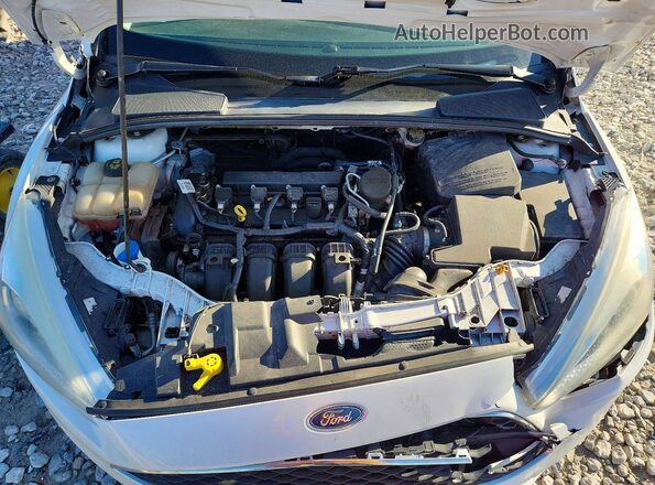 1FADP3F27GL319868 2016 FORD FOCUS White უკანა სალონის ხედი