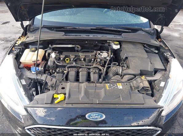 1FADP3F27JL204033 2018 FORD FOCUS Черный Вид сзади