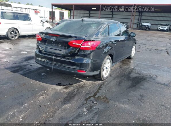 1FADP3F27JL204033 2018 FORD FOCUS Черный Задняя правая четверть