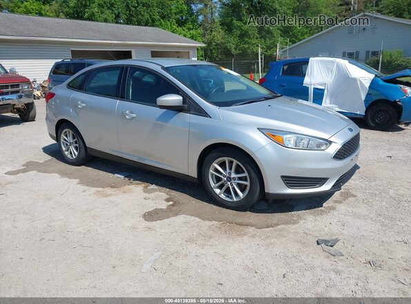 1FADP3F27JL251675 2018 FORD FOCUS Серебряный Передняя правая четверть