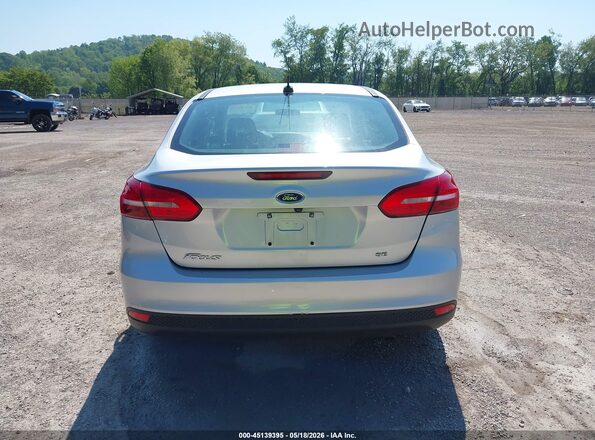 1FADP3F27JL251675 2018 FORD FOCUS Серебряный 