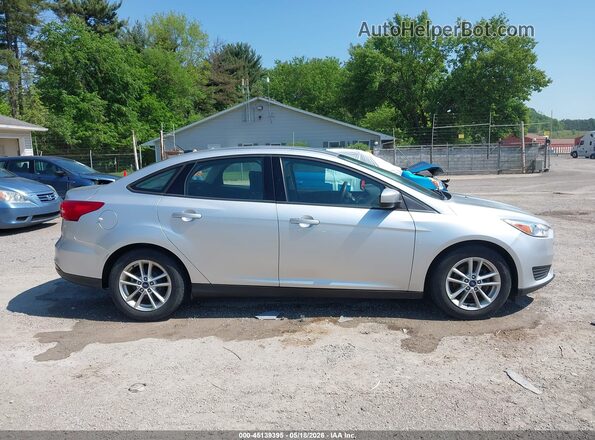 1FADP3F27JL251675 2018 FORD FOCUS Серебряный Вид задней части салона