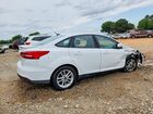 2018 Ford Focus Se Белый vin: 1FADP3F27JL328044