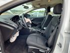 2018 Ford Focus Se Белый vin: 1FADP3F27JL328044