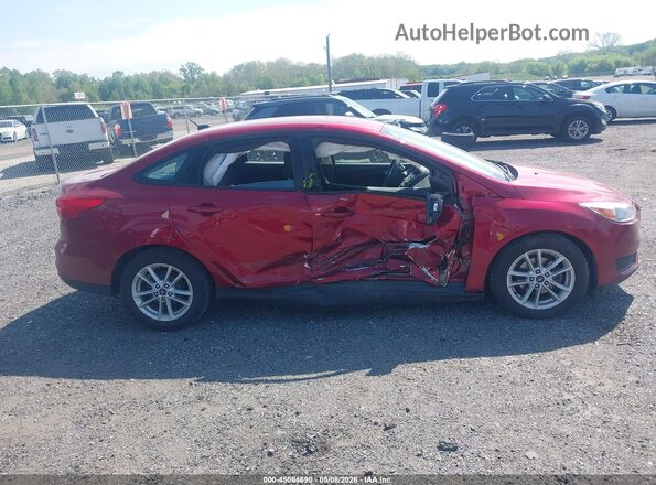 1FADP3F28HL262677 2017 FORD FOCUS Красный Вид задней части салона
