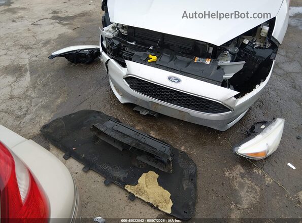 1FADP3F29GL267191 2016 FORD FOCUS Серебряный Вид щитка приборов