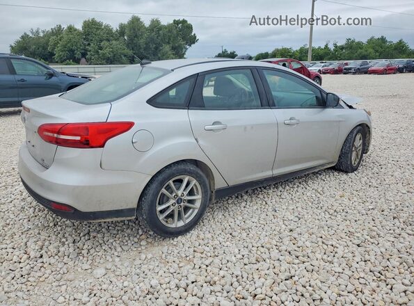 1FADP3F29GL360695 2016 FORD FOCUS Silver Trasero derecho