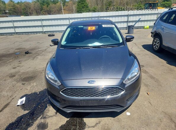 1FADP3F29HL326371 2017 FORD FOCUS Серый Вид спереди
