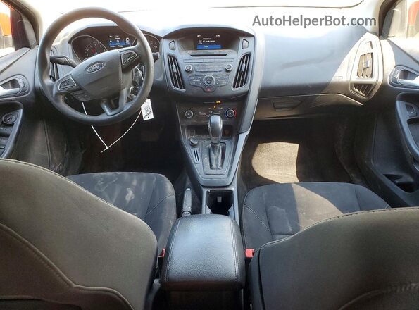 1FADP3F29HL330579 2017 FORD FOCUS Red Вид панелі приладів