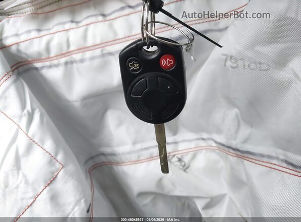 1FADP3F29JL292101 2018 FORD FOCUS Серый Вид панели приборов