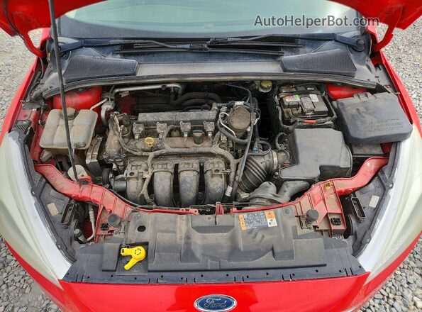 1FADP3F2XGL285926 2016 FORD FOCUS Red Widok wnętrza z tyłu