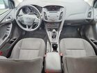 2016 Ford Focus Se Серебряный vin: 1FADP3F2XGL389431