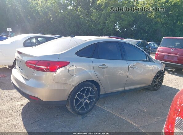 1FADP3F2XJL256188 2018 FORD FOCUS Silver Widok wnętrza 360 stopni