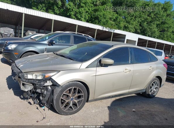 1FADP3F2XJL256188 2018 FORD FOCUS Silver 