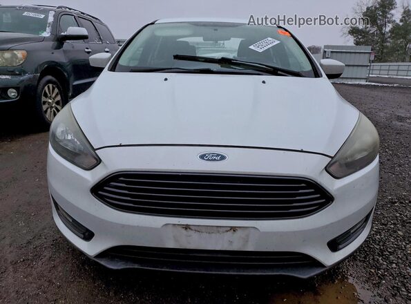 1FADP3FE3JL201317 2018 FORD FOCUS White Widok z przodu