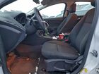 2018 Ford Focus Se White vin: 1FADP3FE3JL201317