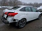 2018 Ford Focus Se White vin: 1FADP3FE3JL201317