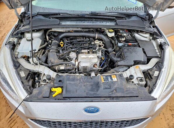 1FADP3FE3JL214312 2018 FORD FOCUS Серебряный Вид задней части салона