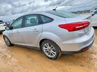 2018 Ford Focus Se Серебряный vin: 1FADP3FE3JL214312
