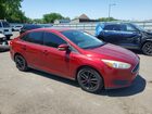 2016 Ford Focus Se Red vin: 1FADP3FE4GL228132