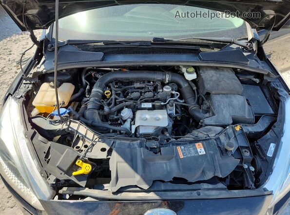 1FADP3FE4JL321871 2018 FORD FOCUS Черный Вид задней части салона