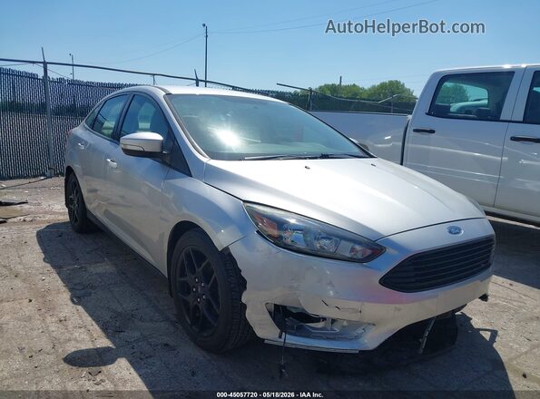 1FADP3FE5GL287707 2016 FORD FOCUS Серебряный Передняя правая четверть