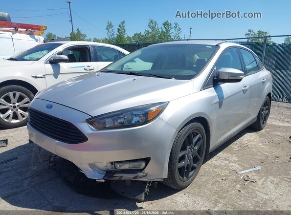 1FADP3FE5GL287707 2016 FORD FOCUS Серебряный Передняя левая четверть