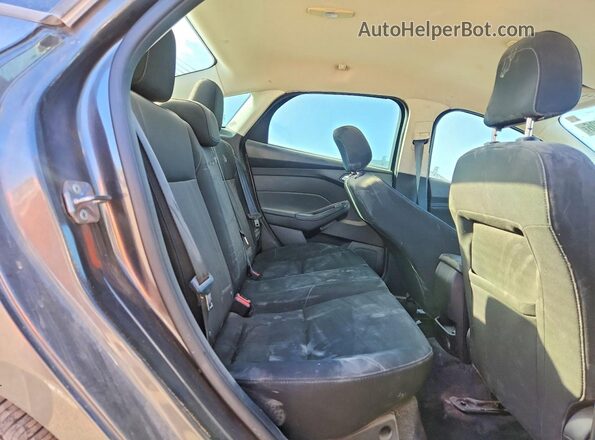 1FADP3FE8JL287840 2018 FORD FOCUS Gray Vista de los asientos traseros