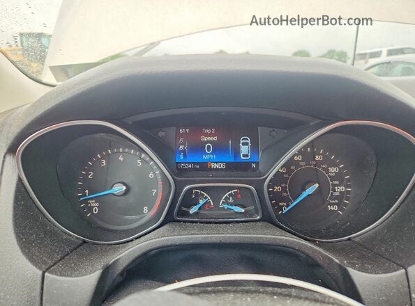 1FADP3H20HL311819 2017 FORD FOCUS Золотой Вид щитка приборов