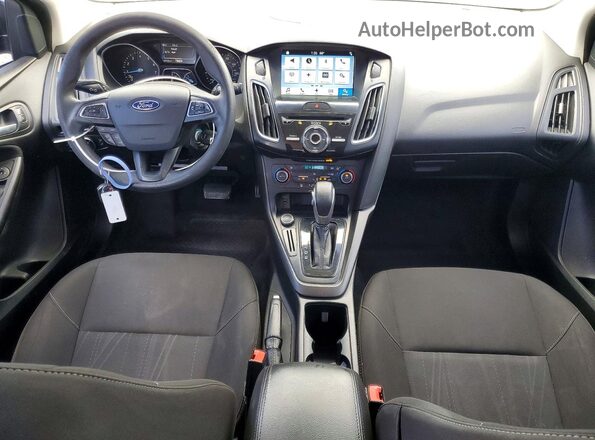 1FADP3H28HL314600 2017 FORD FOCUS Черный Вид панели приборов