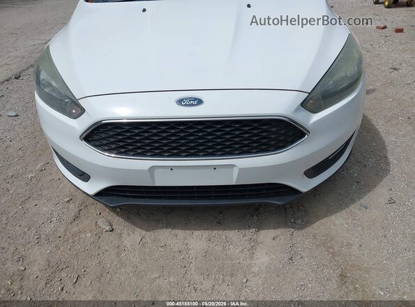 1FADP3H2XHL290249 2017 FORD FOCUS White Widok z przodu