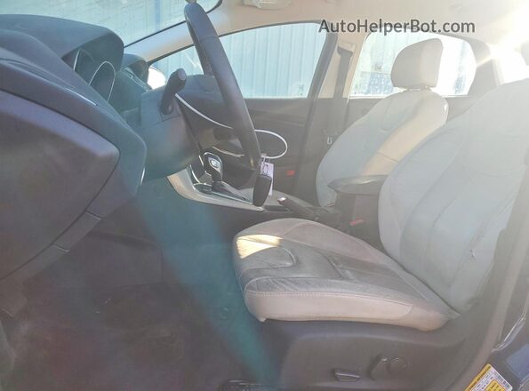 1FADP3J28GL287925 2016 FORD FOCUS Синий Вид салона спереди