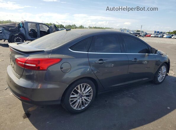 1FADP3J29HL281696 2017 FORD FOCUS Серый Задняя правая четверть