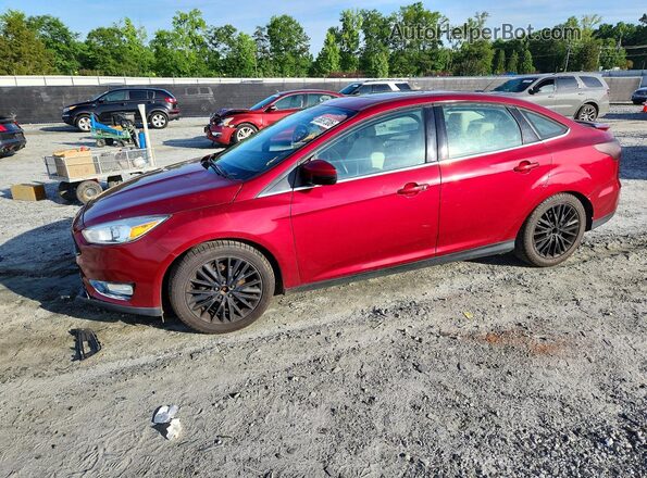 1FADP3J2XHL202293 2017 FORD FOCUS Красный Передняя левая четверть