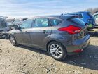 2016 Ford Focus Se Gray vin: 1FADP3K20GL260880