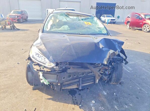 1FADP3K20GL377052 2016 FORD FOCUS Черный Вид спереди