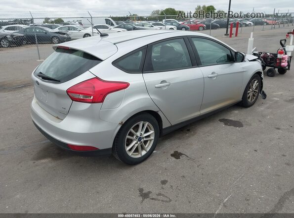1FADP3K21GL352239 2016 FORD FOCUS Серебряный Задняя правая четверть
