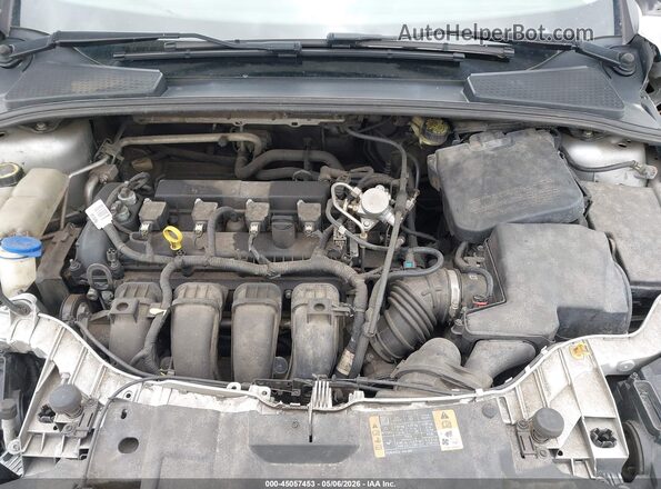 1FADP3K21GL352239 2016 FORD FOCUS Серебряный Вид сзади