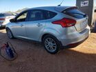 2017 Ford Focus Se Silver vin: 1FADP3K22HL314651