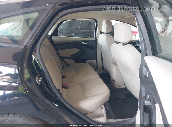 1FADP3K22JL241870 2018 FORD FOCUS Черный Вид наклейки с VIN-кодом