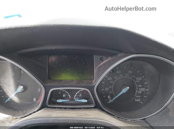 1FADP3K23GL277401 2016 FORD FOCUS White Widok tylnych siedzeń