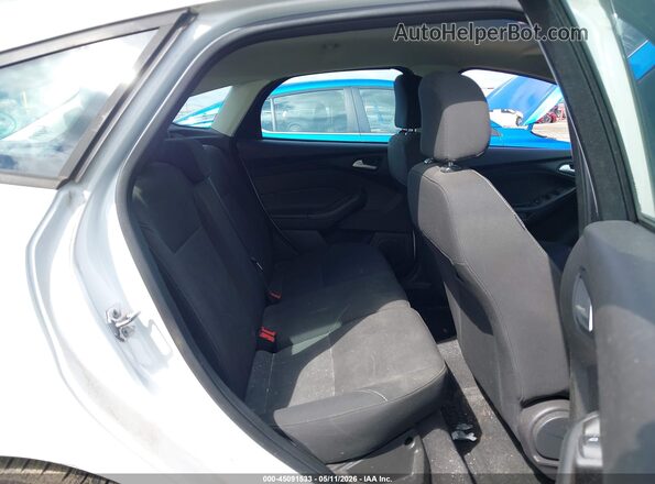 1FADP3K23GL277401 2016 FORD FOCUS White Widok naklejki z numerem VIN