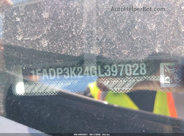 1FADP3K24GL397028 2016 FORD FOCUS Белый Вид подкапотного пространства