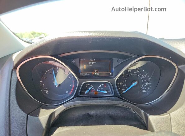 1FADP3K24HL340863 2017 FORD FOCUS Красный Вид щитка приборов