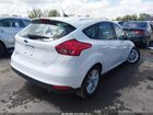 2018 Ford Focus Se Белый vin: 1FADP3K24JL235231